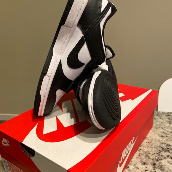 Nike Dunk Low size 7.5 main image 4